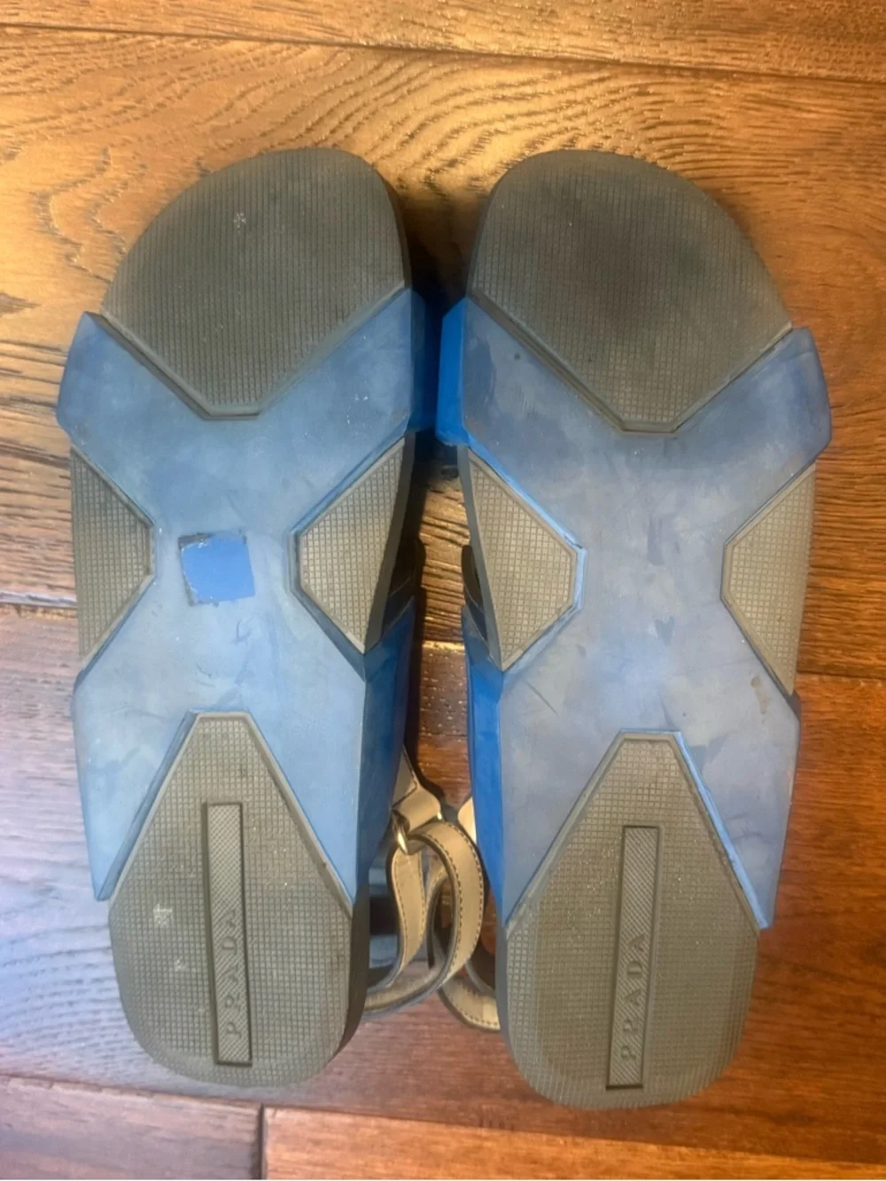 AUTHENTIC PRADA MENS LEATHER SLINGBACK SANDALS, SIZE UK 8/ US 9, WHITE/BLUE - Picture 12 of 15